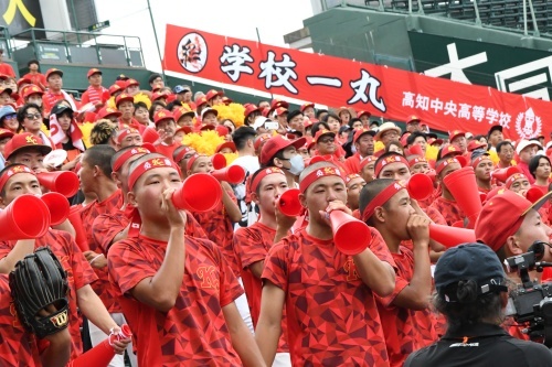 祝！甲子園初出場・初勝利～ご応援ありがとうございました