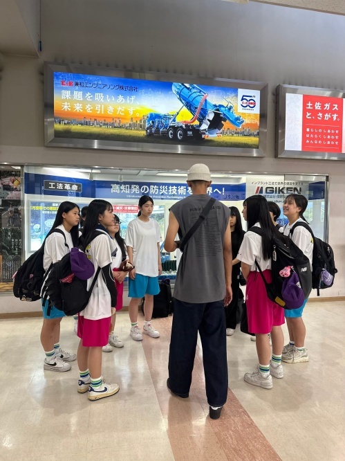 LINE_ALBUM_DD出発_240910_2.jpg